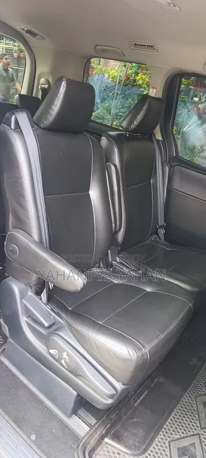 Toyota Noah 2.0 FWD (7 Seater) 2016 Silver