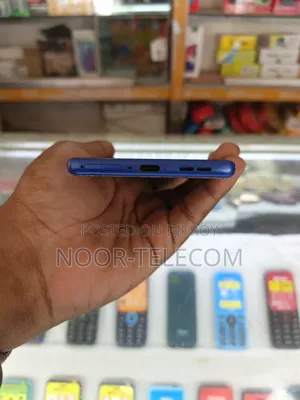 Motorola Moto G85 128 GB Blue
