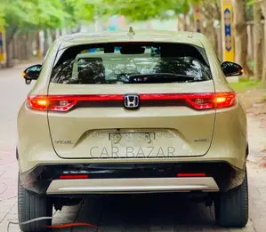 Honda Vezel 2021 Beige