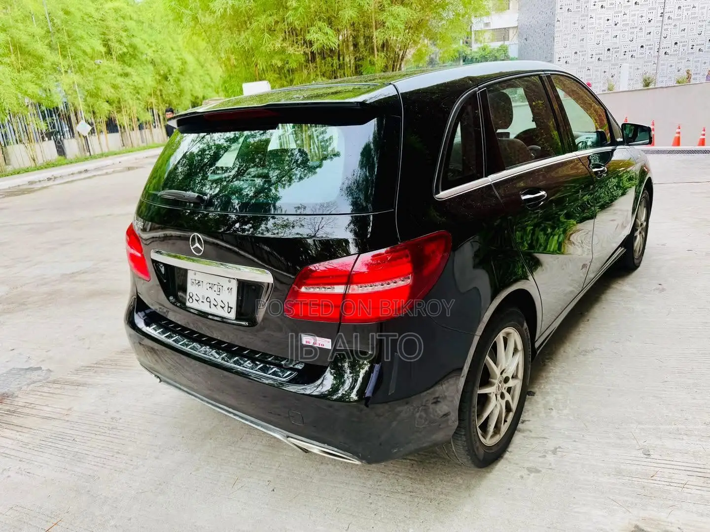 Mercedes-Benz B-Class B180 Petrol 2018 Black