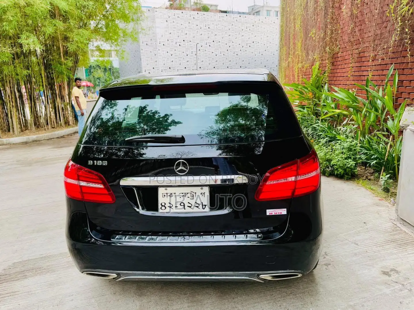 Mercedes-Benz B-Class B180 Petrol 2018 Black