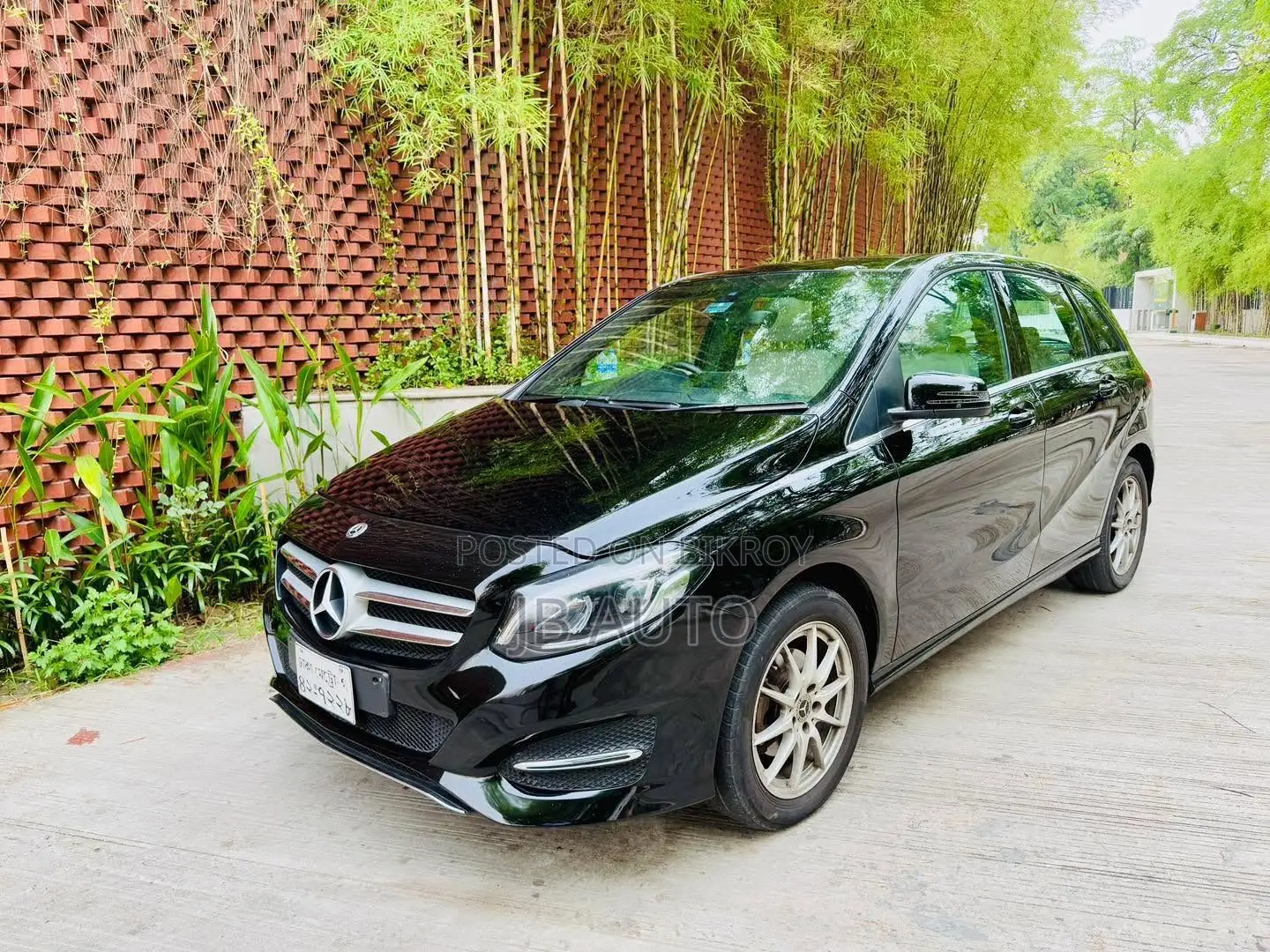 Mercedes-Benz B-Class B180 Petrol 2018 Black