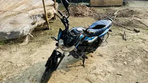 New Bajaj Discover 125 2021 Black