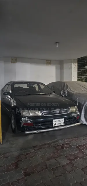 Toyota Corona 1993 Green
