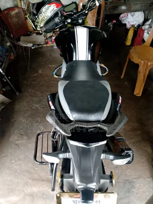 TVS Apache RTR 160 4V 2024 Black