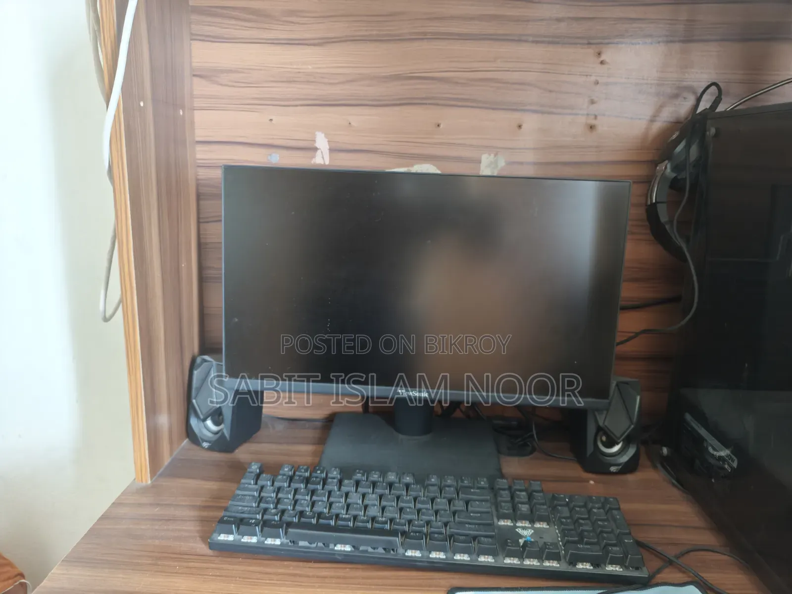 Desktop Computer MSI Model 8GB AMD Ryzen 5 SSD 512GB