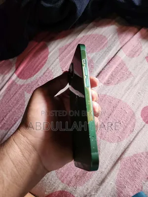Apple iPhone 13 128 GB Green