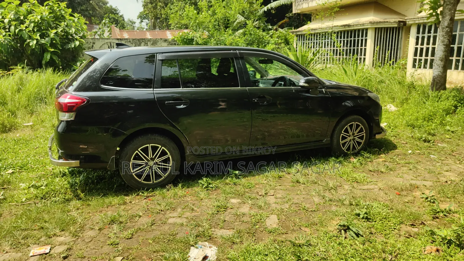 Toyota Corolla Fielder 2017 Black