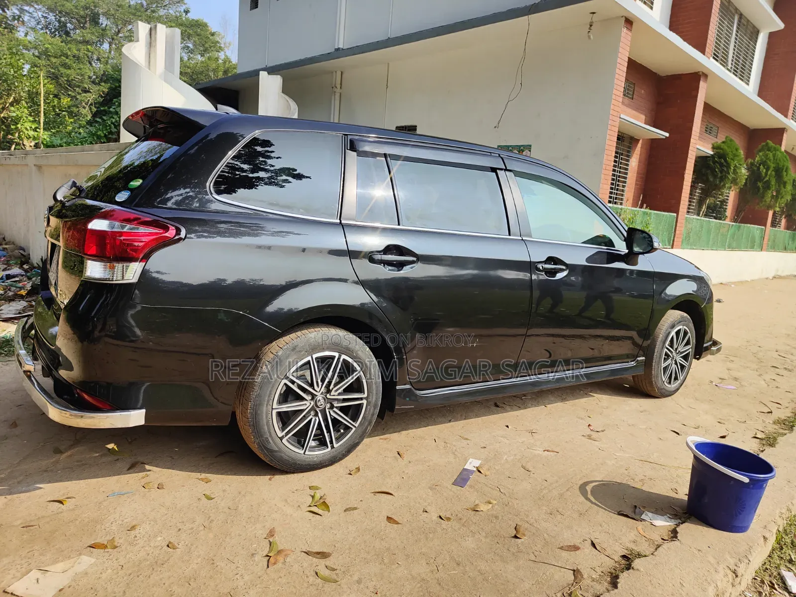 Toyota Corolla Fielder 2017 Black