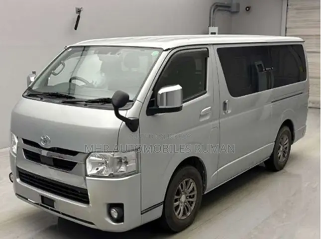 Toyota HiAce 2020 Silver