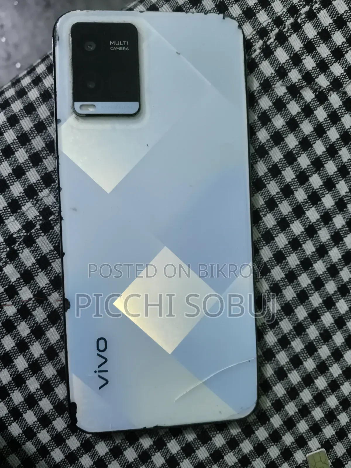 Vivo Y21 64 GB White