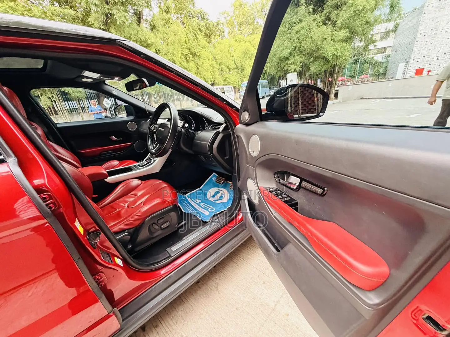 Land Rover Range Rover Evoque 2015 Red