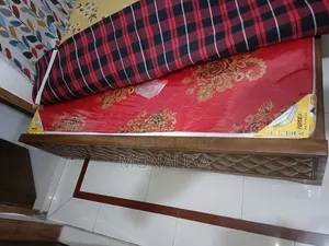 সেগুন কাঠের খাট ৬ ফুট বাই ৭ ফুট