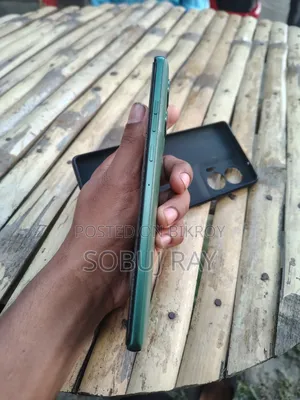মটোরোলা জি৯৬ ৫জি ২৫৬ জিবি গ্রিন