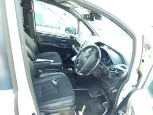 Toyota Esquire 2021 Pearl
