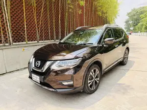 Nissan X-Trail 2.0 Petrol AWD 2020 Brown