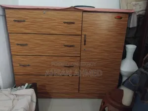 Wardrobe Sell