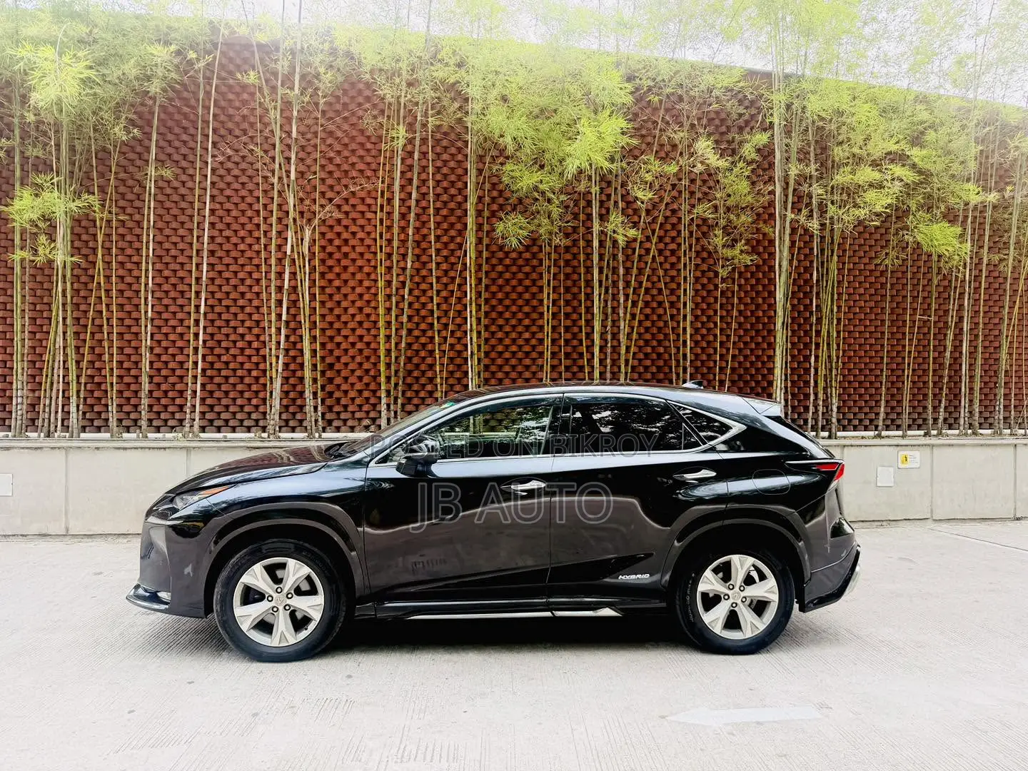 Lexus NX 300h AWD 2014 Black