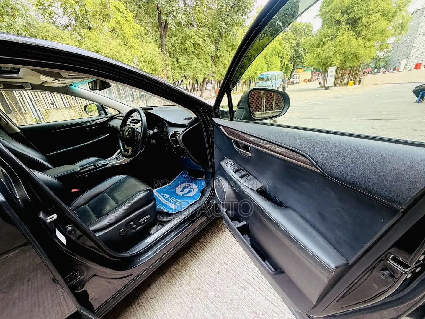 Lexus NX 300h AWD 2014 Black