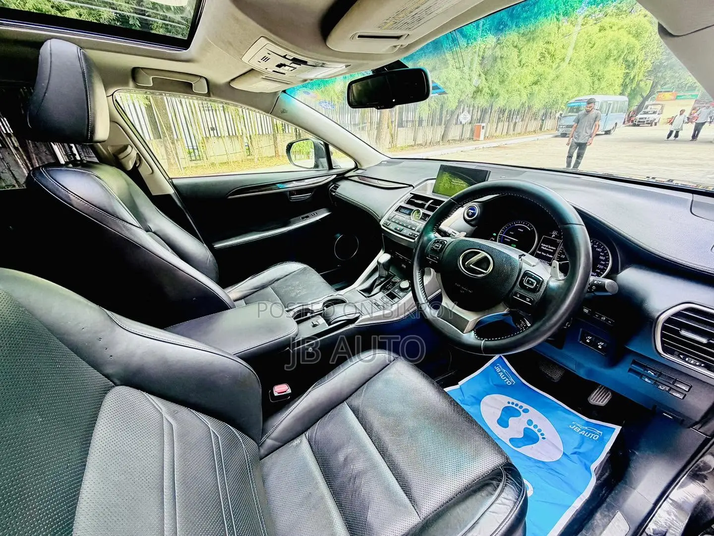 Lexus NX 300h AWD 2014 Black
