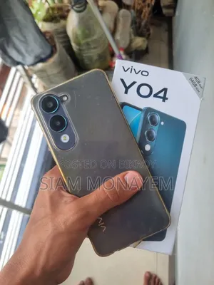 New Vivo Y04 64 GB Green