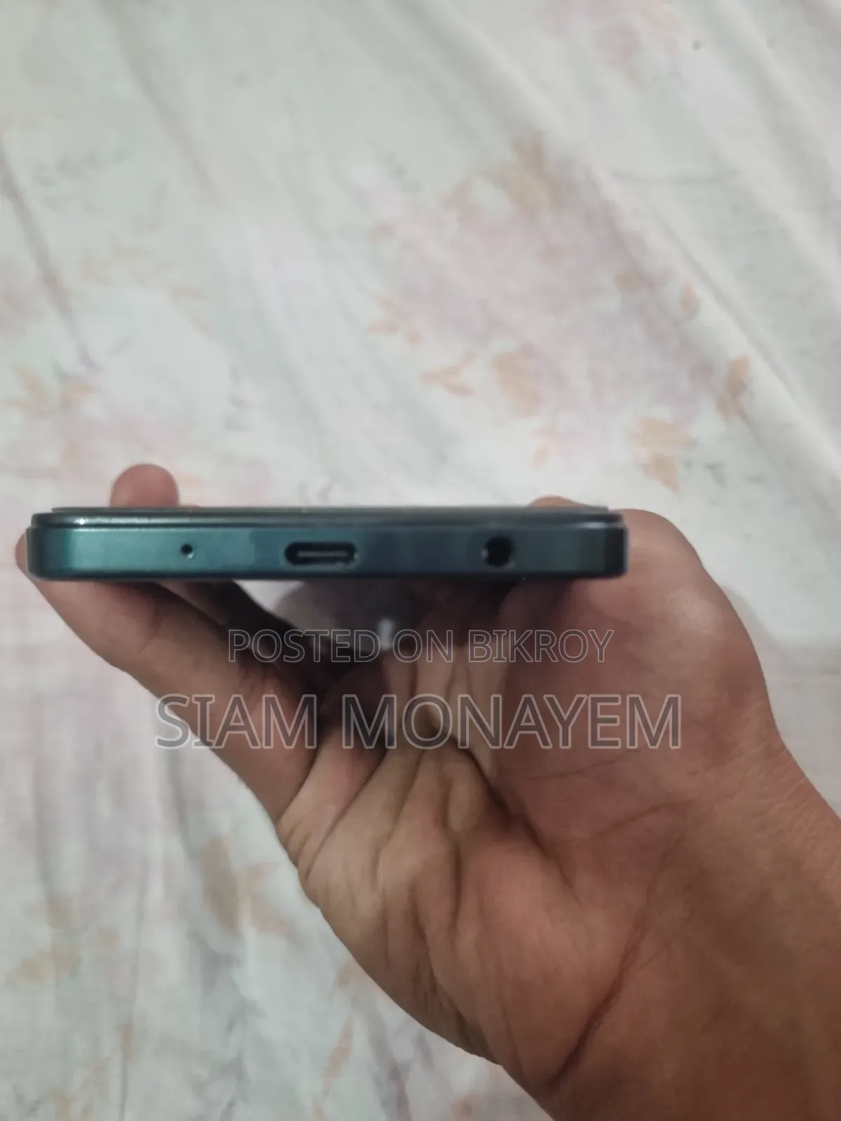 নতুন Vivo Y04 ৬৪ জিবি সবুজ