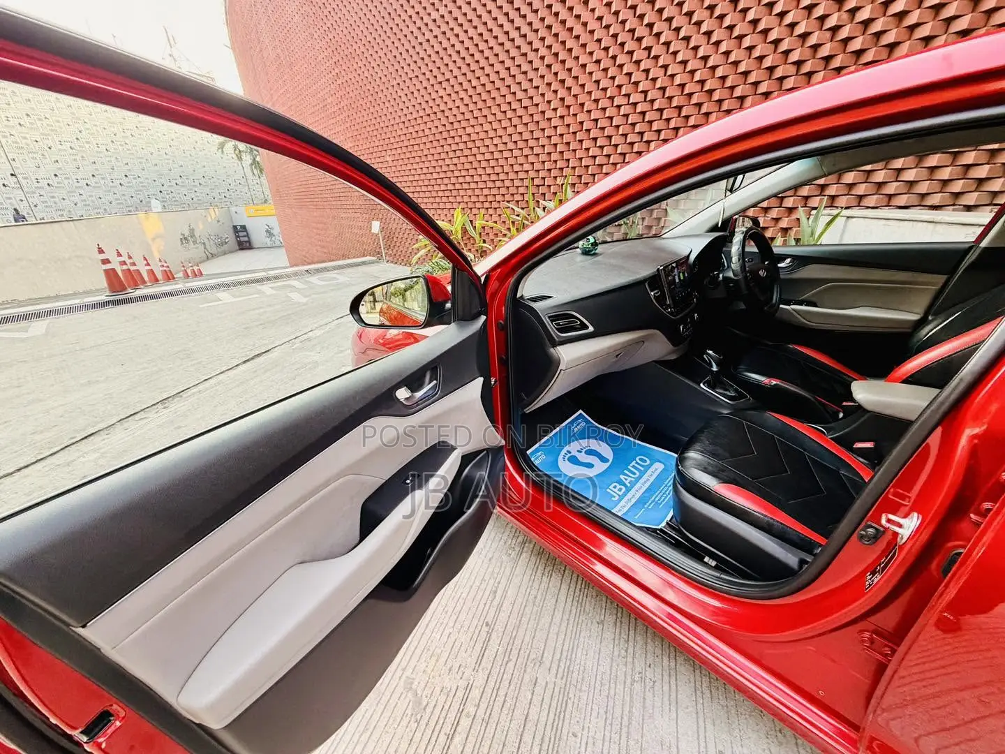 Hyundai Accent Limited 2021 Red