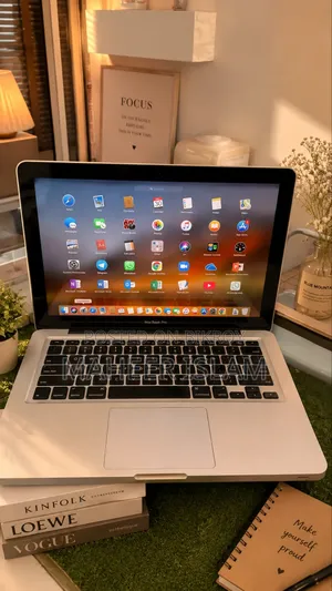 Laptop Apple MacBook Pro 2012 8GB Intel Core I5 SSD 256GB