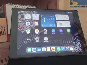 Apple iPad 10.2 (2021) 32 GB Silver
