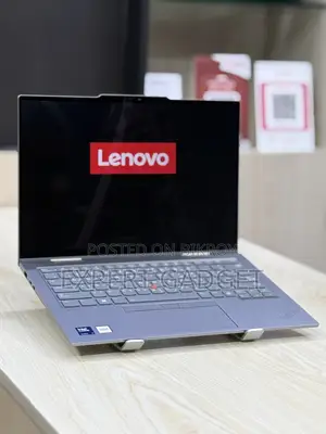 Laptop Lenovo ThinkPad X1 Yoga 32GB Intel Core Ultra 7 SSD 1T