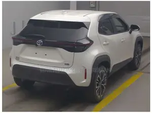 Toyota Yaris Cross 1.5 Hybrid Front Wheel Drive 2021 Pearl
