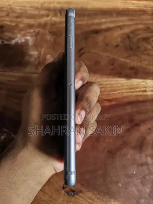 Apple iPhone 6 64 GB Silver