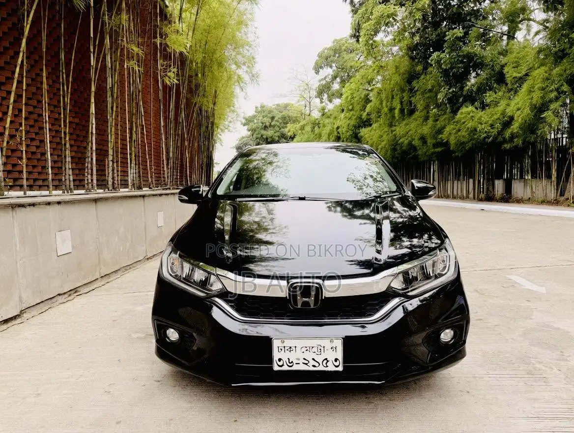 Honda Grace 1.5 Hybrid AWD 2017 Black