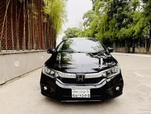 Honda Grace 1.5 Hybrid AWD 2017 Black