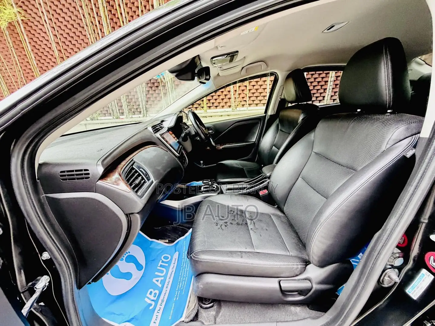 Honda Grace 1.5 Hybrid AWD 2017 Black