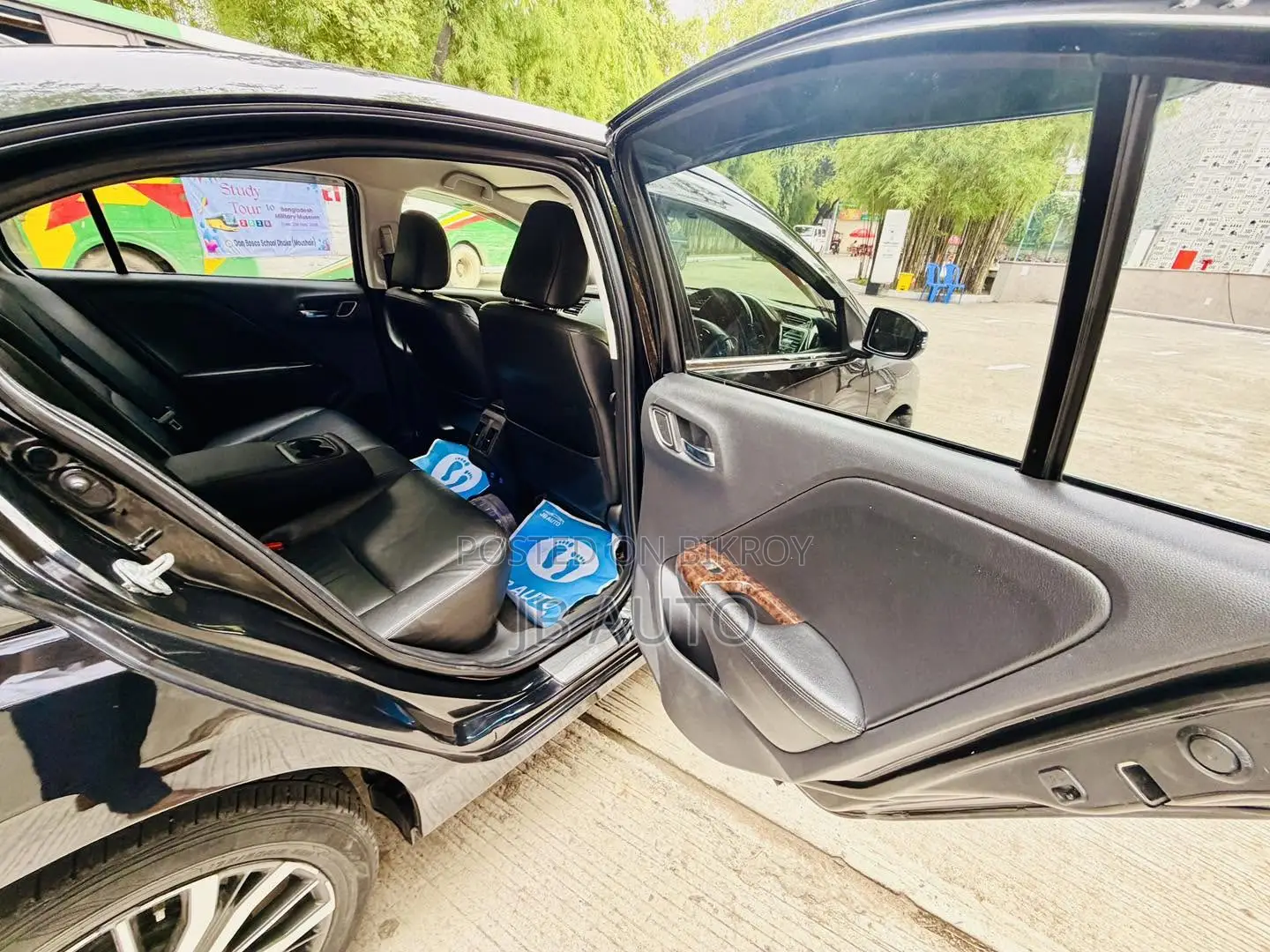 Honda Grace 1.5 Hybrid AWD 2017 Black