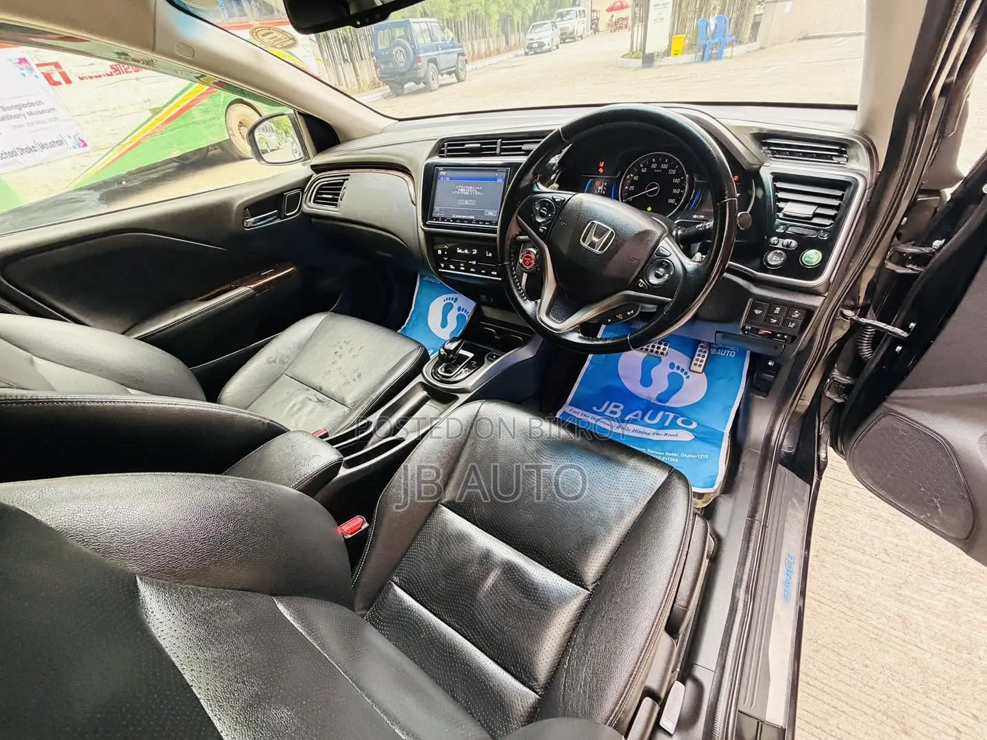 Honda Grace 1.5 Hybrid AWD 2017 Black