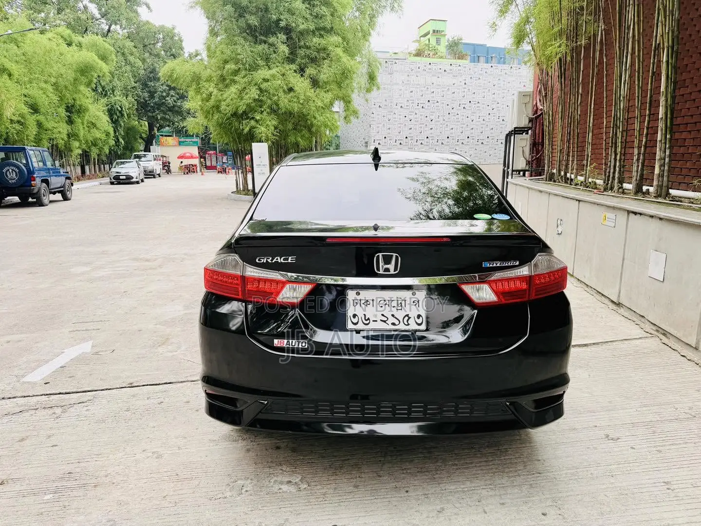 Honda Grace 1.5 Hybrid AWD 2017 Black