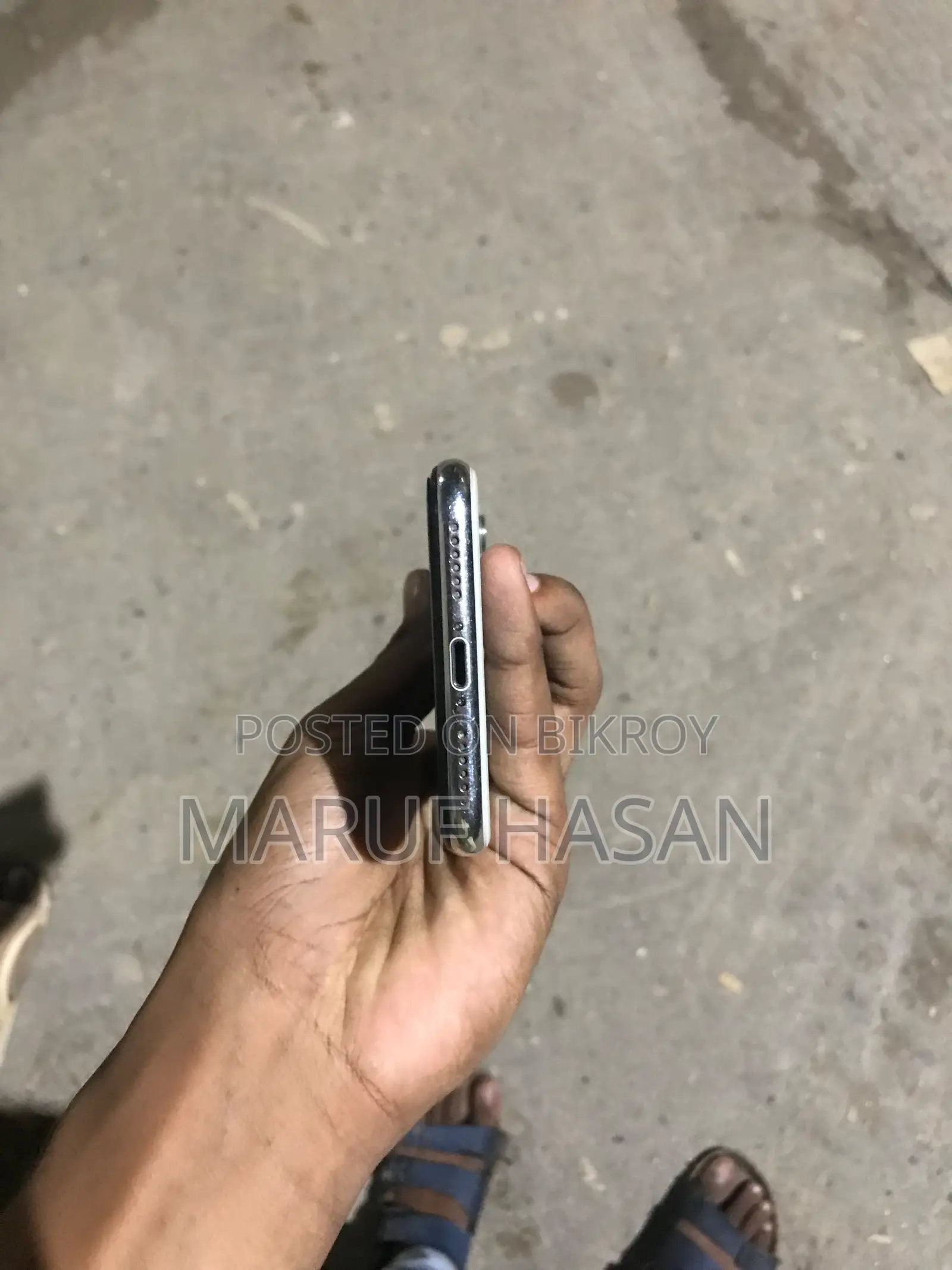 Apple iPhone X 64 GB White