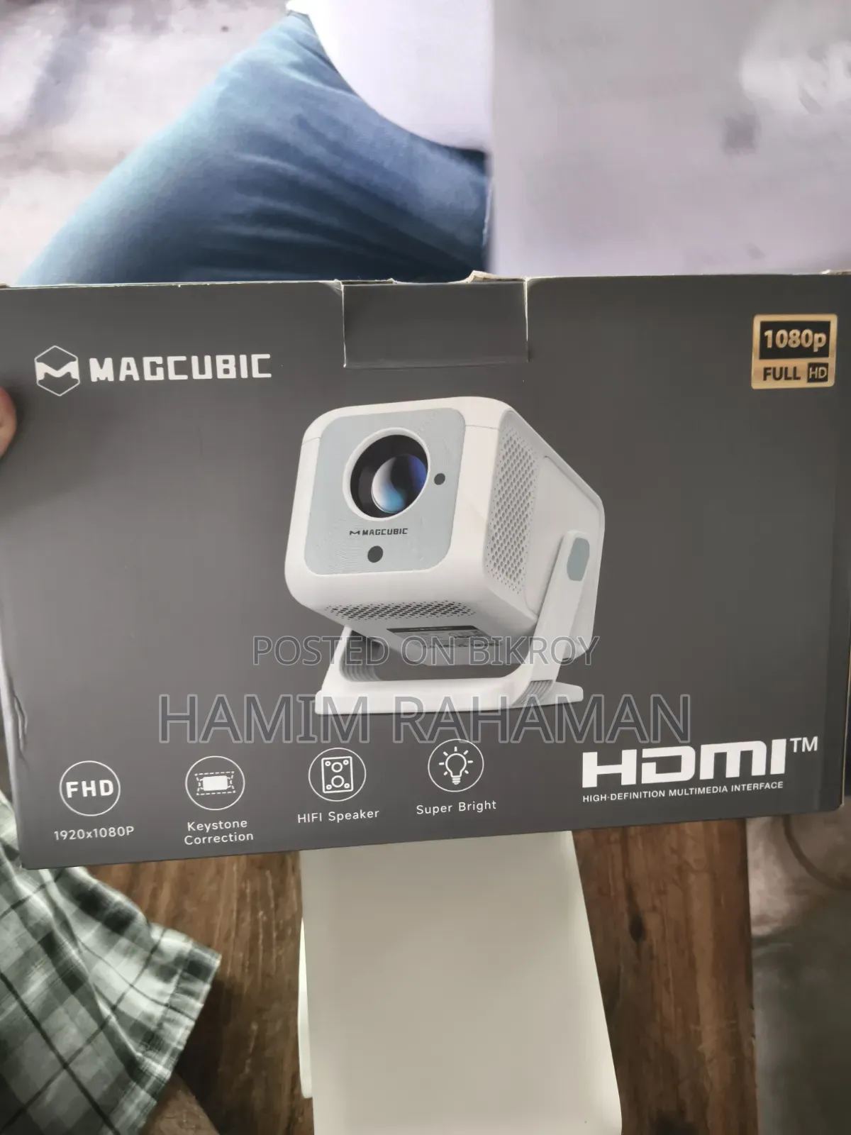 Magcubic Hy 300x একদম নতুন আর্থিক সমস্যার জন্য সেল দেয়া কাগজ আছে