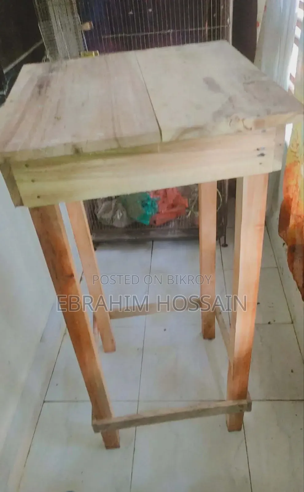 নতুন টেবিল ৩ ফুট
