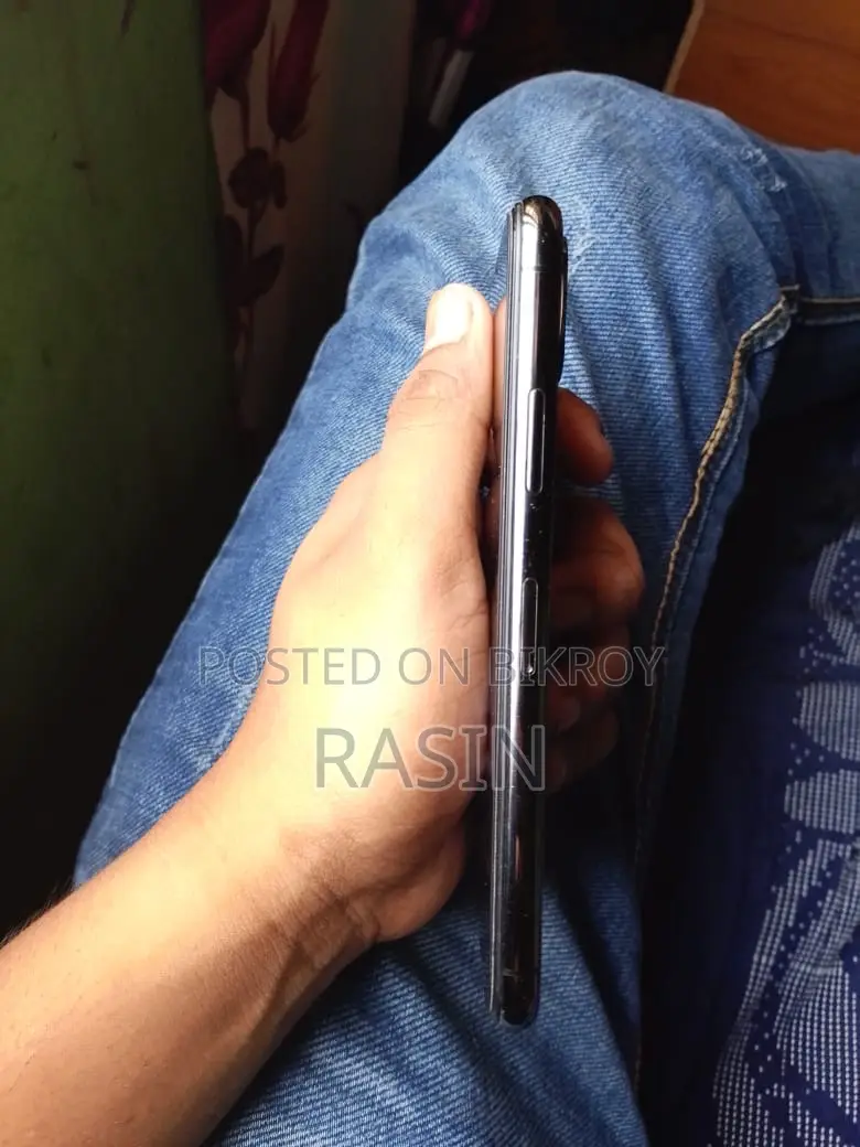 Apple iPhone X ৬৪ জিবি ব্ল্যাক