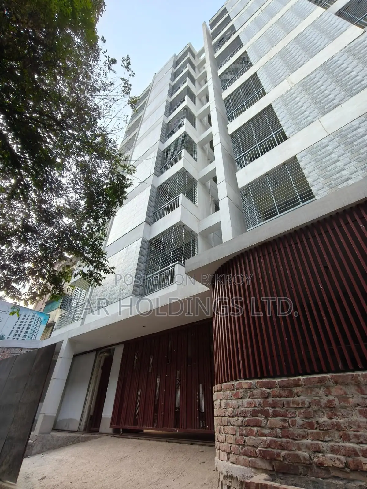 Furnished 3-Bedroom Apartment in Arfa Nur, Malibag for sale
