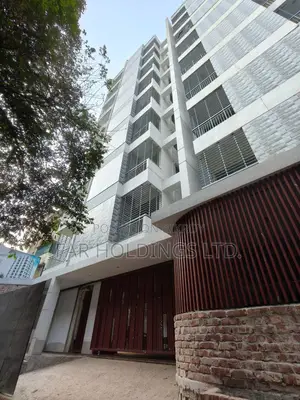 Furnished 3-Bedroom Apartment in Arfa Nur, Malibag for sale