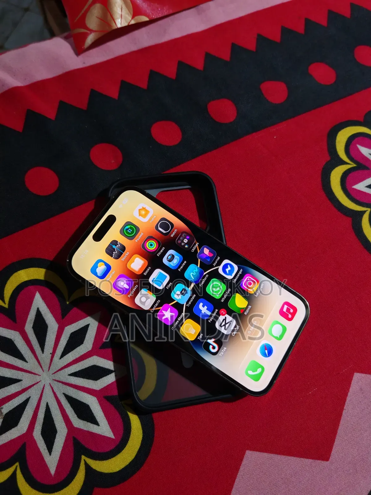 অ্যাপল আইফোন ১৪ প্রো ২৫৬ জিবি গোল্ড