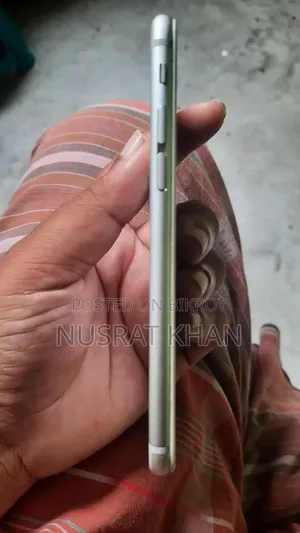 Apple iPhone 6 64 GB White