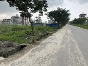 Block-M, 3 Katha, 40' 25' Road Corner, G+7 Plan Passed, Bashundhara R/A