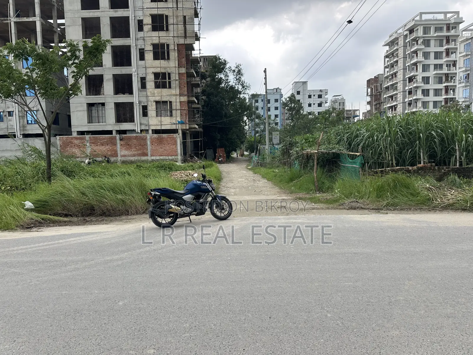 Block-M, 3 Katha, 40' 25' Road Corner, G+7 Plan Passed, Bashundhara R/A