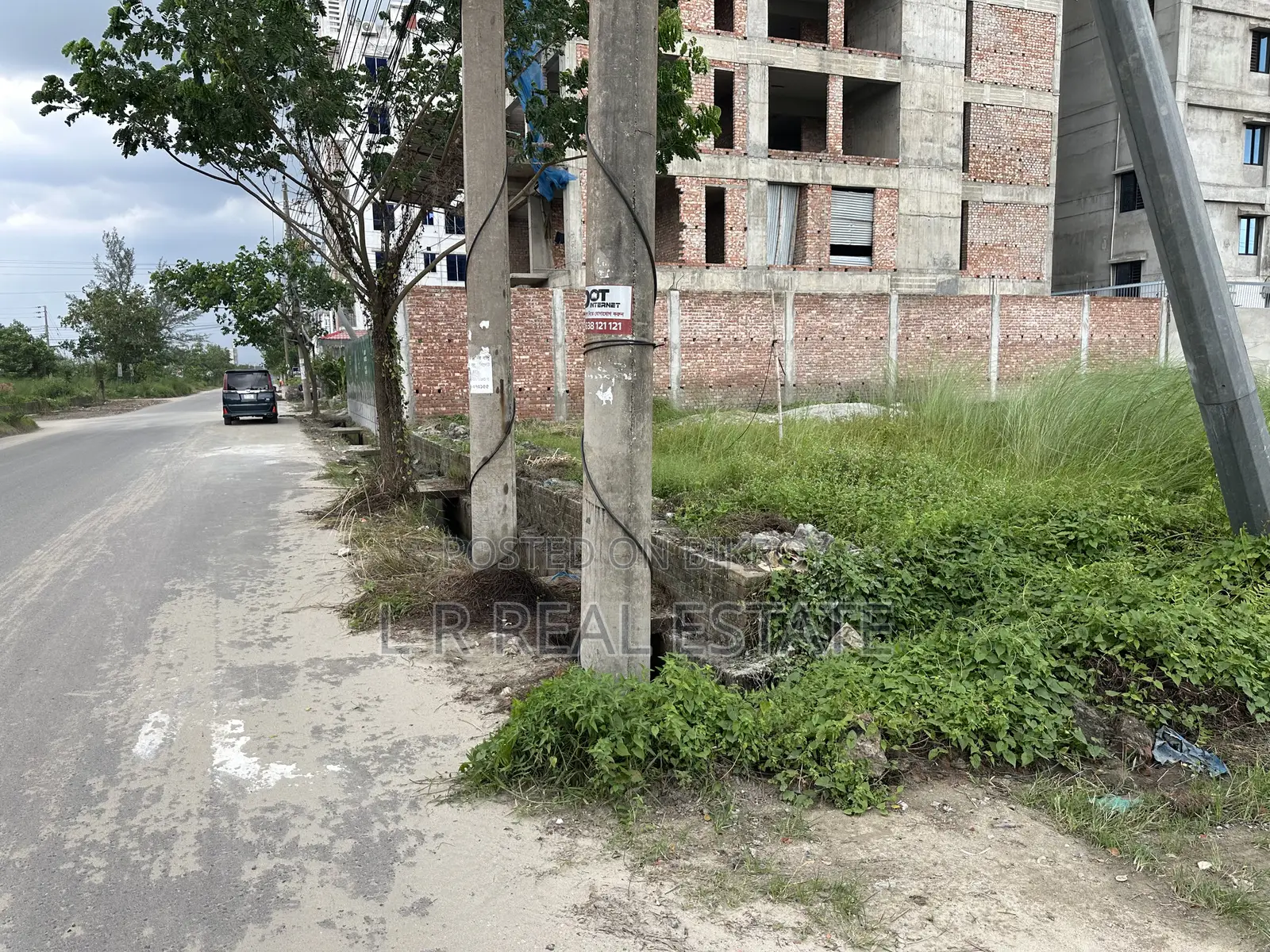 Block-M, 3 Katha, 40' 25' Road Corner, G+7 Plan Passed, Bashundhara R/A