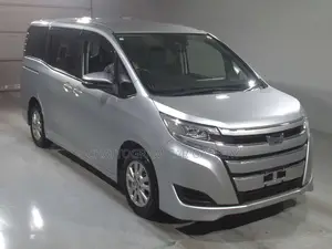 Toyota Noah 2.0 AWD (7 Seater) 2021 Silver